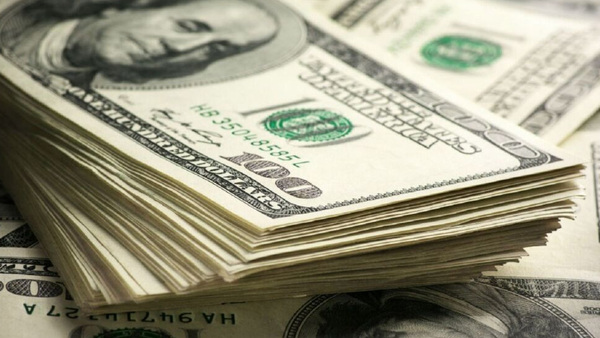 Dólar Sube 70 Puntos al Inicio del Año