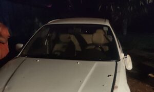 ¡Mba’iécha pico! Llegó ka’úre de madrugada, tocó la bocina, nadie le abrió y atropelló su casa