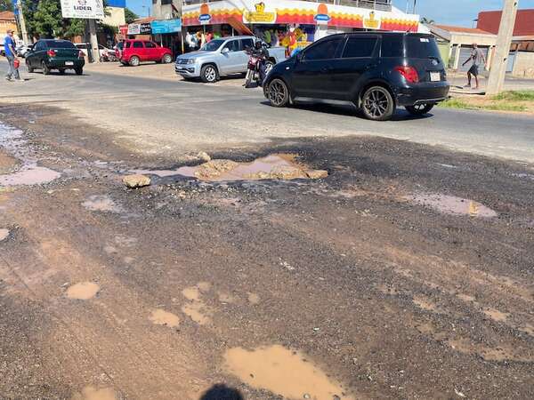 Sube el peaje, los baches siguen y usuarios exigen soluciones - Nacionales - ABC Color