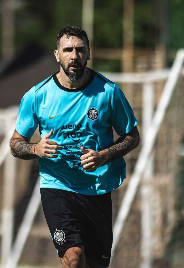 Intensa primera jornada en Olimpia - Fútbol - ABC Color