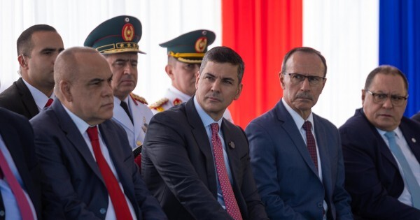 El comando cartista apura a Peña para que abra la "canilla" del Estado antes de marzo