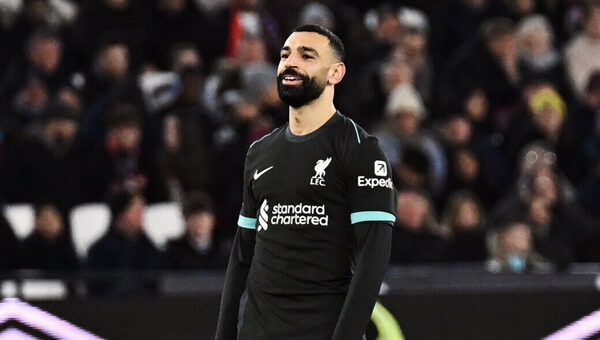 Versus / Mohamed Salah lanza la bomba: "Es mi último año en Liverpool"