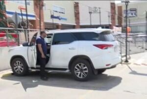 Otro caso de sextorsión: Dos detenidos en entrega vigilada