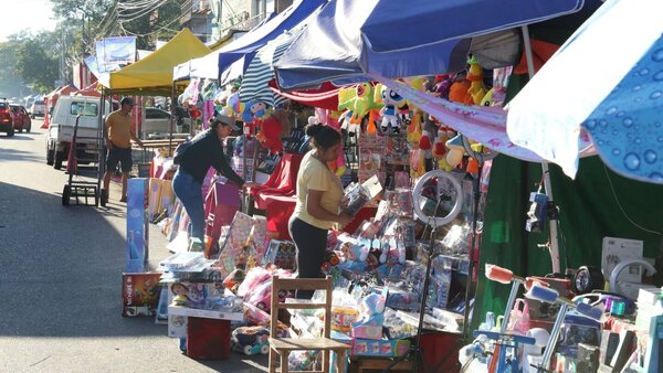 Garantías, comprobantes y precios: las claves de la SEDECO para compras por Reyes