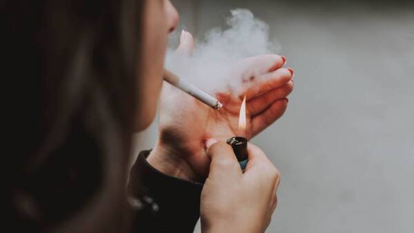 La ciudad de Milán prohibió fumar en lugares públicos - Unicanal