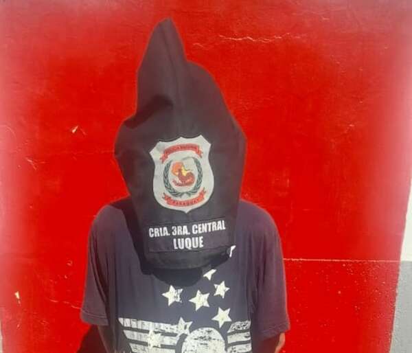 Video: encerraron a un ladrón en una habitación y la Policía lo detuvo - Policiales - ABC Color