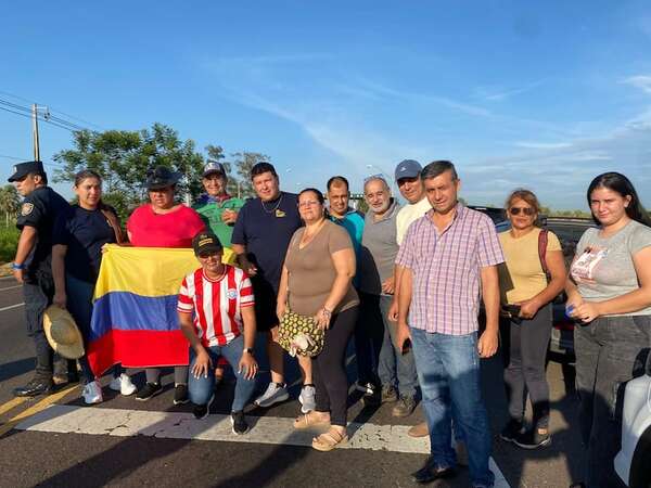 Pobladores de Nueva Colombia exigen la exoneración del peaje en ecovía Luque-San Bernardino - Nacionales - ABC Color