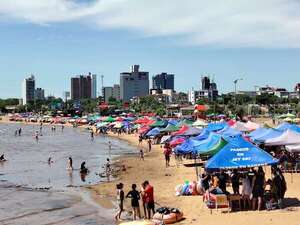 Playas a orillas del río Paraná serán protagonistas en este verano 2025 - Viajes - ABC Color