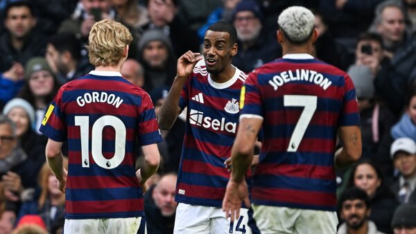 Newcastle de Almirón derrota al Tottenham