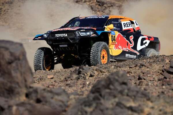 El estadounidense Quintero gana primera etapa en coches del Dakar - ABC Motor 360 - ABC Color