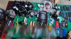 Requisaron armas y teléfonos de la Penitenciaría de Itapúa