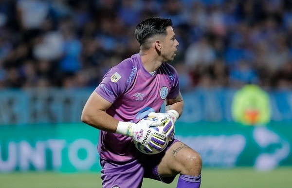 El monto que recibirá Olimpia por Juan Espínola