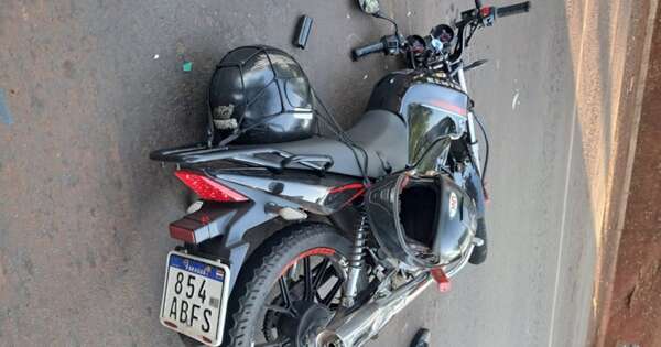 Diario HOY | Conductor de Motobolt muere al chocar contra un camión estacionado