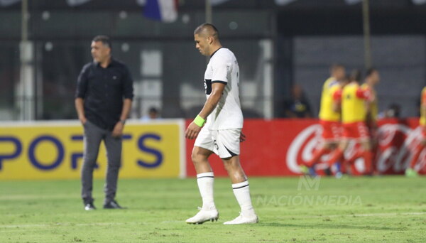 Versus / La lesión de Ortiz que pocos conocen: "Me dijeron que es riesgoso seguir jugando"