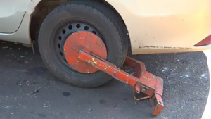 Colocan cepos antirrobos en estacionamiento de Foz do Iguaçu - SNT