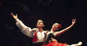 La Nación / Bailarín paraguayo se destaca como solista en el teatro Colón de Argentina