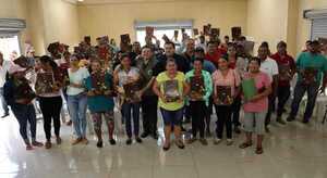 Indert materializó entrega de otros 80 títulos de propiedad a campesinos de Arroyito - .::Agencia IP::.