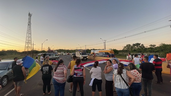 En Coronel Bogado preparan segunda marcha contra suba de peajes