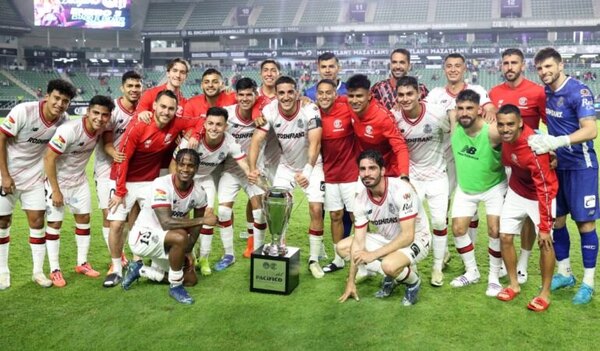 Versus / Duelo de paraguayos: El Toluca se queda con la Copa del Pacífico ante Mazatlán