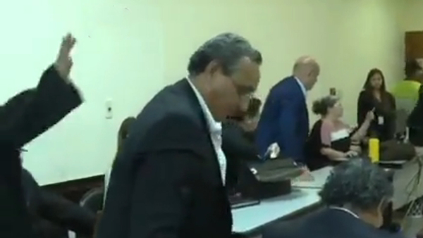 Exgobernador de Central es condenado a diez años de cárcel - SNT