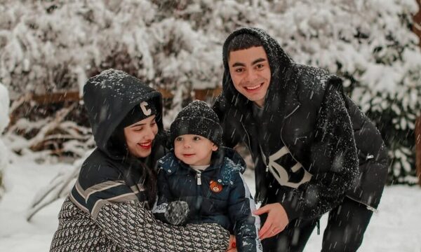 Miguel Almirón se divirtió en la nieve con su familia