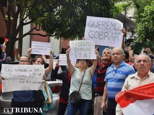 Jubilados municipales protestaran por falta de pago