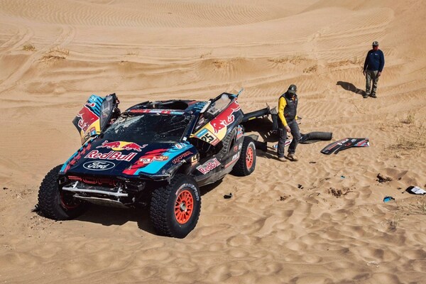 Dakar 2025: Carlos Sainz complica sus chances en el primer día de la Etapa de 48 Horas | Deportes | 5Días