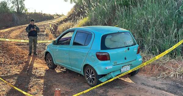 Diario HOY | Tras persecución, abandonan vehículo repleto de bolsas de marihuana en Tava’i