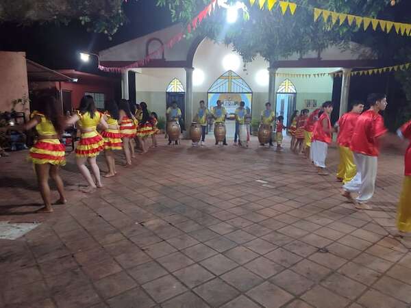 Video: Kamba Cuá celebra el Día de San Baltasar con tambores, danzas y fervor religioso   - Nacionales - ABC Color