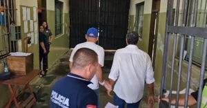 Ex gobernador de Central es trasladado a Tacumbú - ADN Digital
