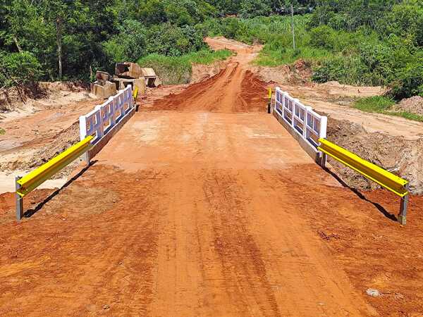 Finaliza construcción de puente de hormigón armado que conectará a comunidades de San Pedro - .::Agencia IP::.