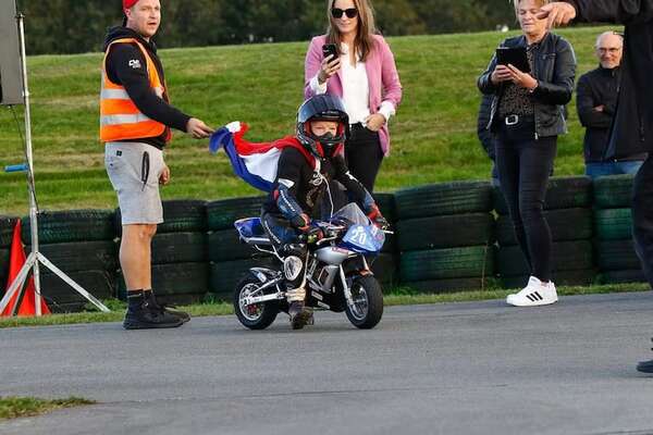 Conmoción por la muerte de otro niño promesa del motociclismo - Deportes - ABC Color