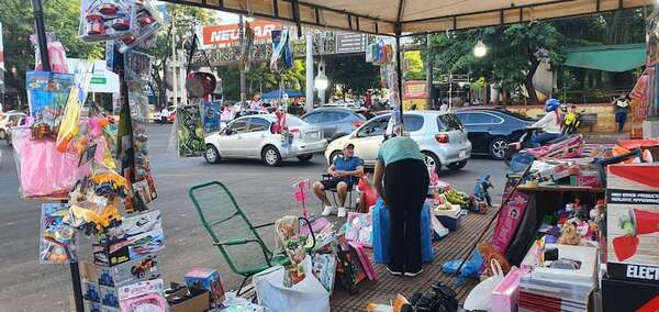 Reyes Magos: intenso movimiento comercial en Ciudad del Este - ABC en el Este - ABC Color
