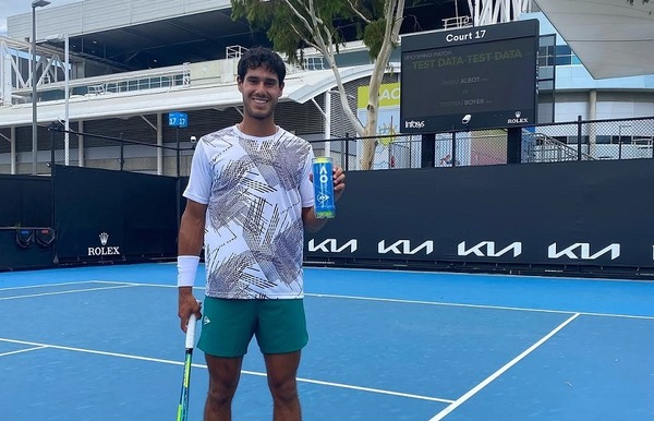 Debut triunfal de Daniel Vallejo en el Australian Open
