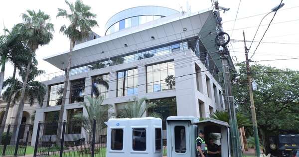 Diario HOY | Toman medidas con funcionarios: un condenado y un imputado