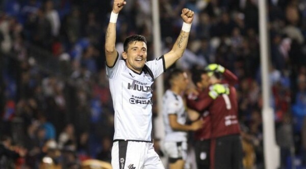 Diario HOY | Pájaro da el triunfo in extremis a Querétaro