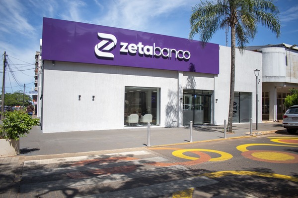 Zeta Banco traslada su sucursal de Encarnación a una nueva ubicación