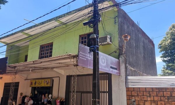 Electricista muere al caer mientras trabajaba en una columna