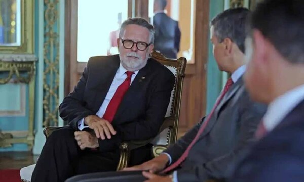 Gobierno de Peña exige a embajador venezolano abandonar el país – Prensa 5