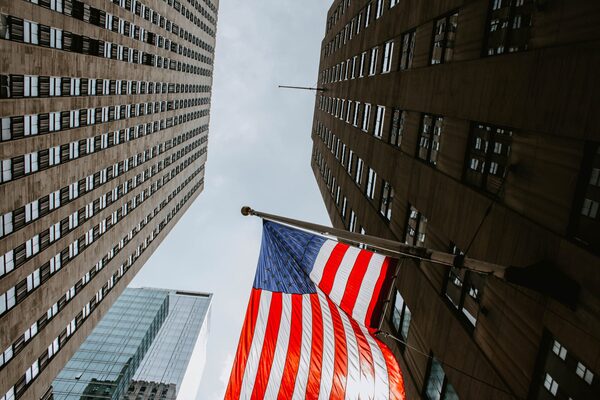 Wall Street: Gigantes tecnológicos impulsan acciones al comienzo de la primera semana de operaciones del 2025 - MarketData