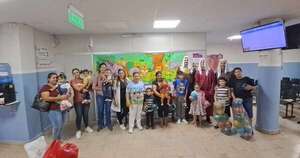 La Nación / Los Reyes Magos llegaron hasta los hospitales de Encarnación
