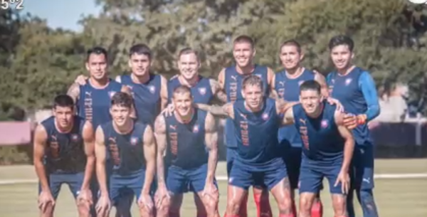El Ciclón inicia la pretemporada con un amistoso - SNT