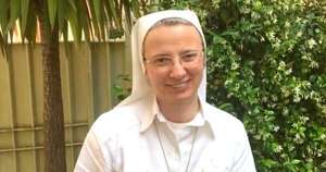 La Nación / El papa Francisco hace historia al nombrar a la primera mujer prefecta del Vaticano