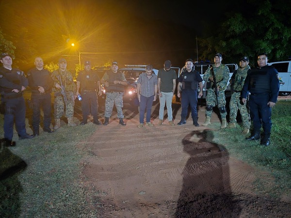 Tres aprehendidos tras asesinato y ataque a una sede policial en Pindoty Porâ - 1000 Noticias