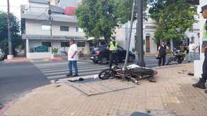 Choque fatal en el centro de Asunción: barrendero en motocicleta fue atropellado - Policiales - ABC Color