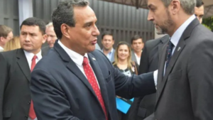 Imputan a gobernador Hugo Javier y ordenan su detención