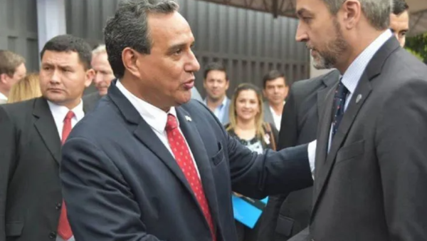 Imputan a gobernador Hugo Javier y ordenan su detención