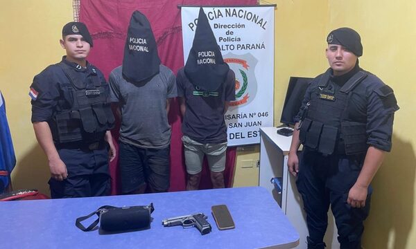 Policía arrestó a jóvenes que perpetraban asaltos con una réplica de arma de fuego – Diario TNPRESS