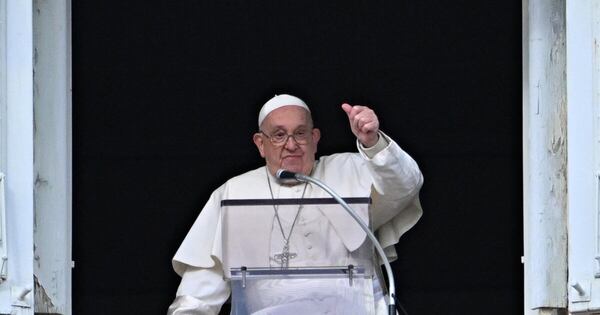 La Nación / El papa Francisco a los estudiantes: “Nunca acosen, ¿entendieron?”