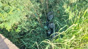 Joven fallece tras chocar contra muro en autopista Ñu Guasu - Noticiero Paraguay